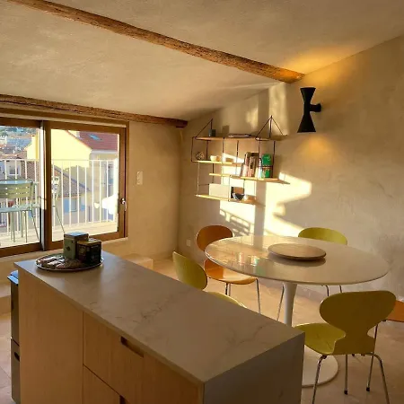 شقة Exceptional Duplex For 5 Or 6 Guests With Sea And Market Views