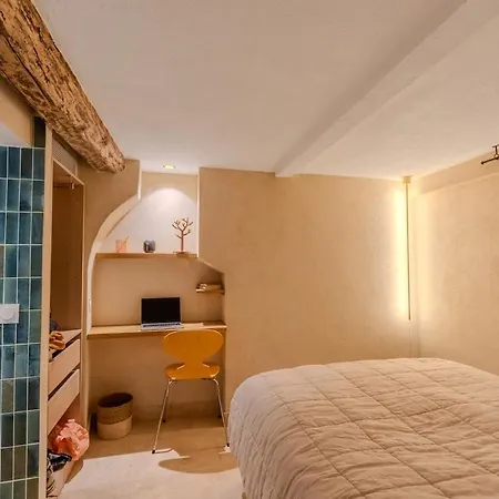 شقة Exceptional Duplex For 5 Or 6 Guests With Sea And Market Views