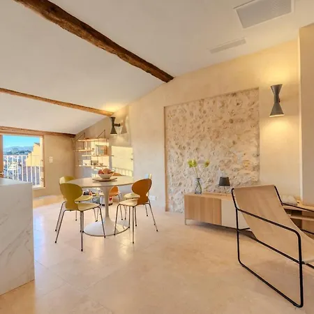 Exceptional Duplex For 5 Or 6 Guests With Sea And Market Views * أنتيب