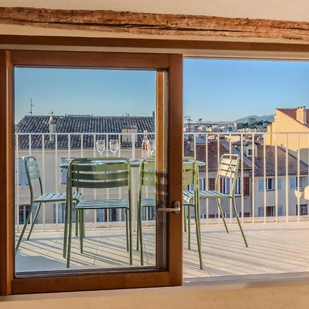 Exceptional Duplex For 5 Or 6 Guests With Sea And Market Views شقة أنتيب